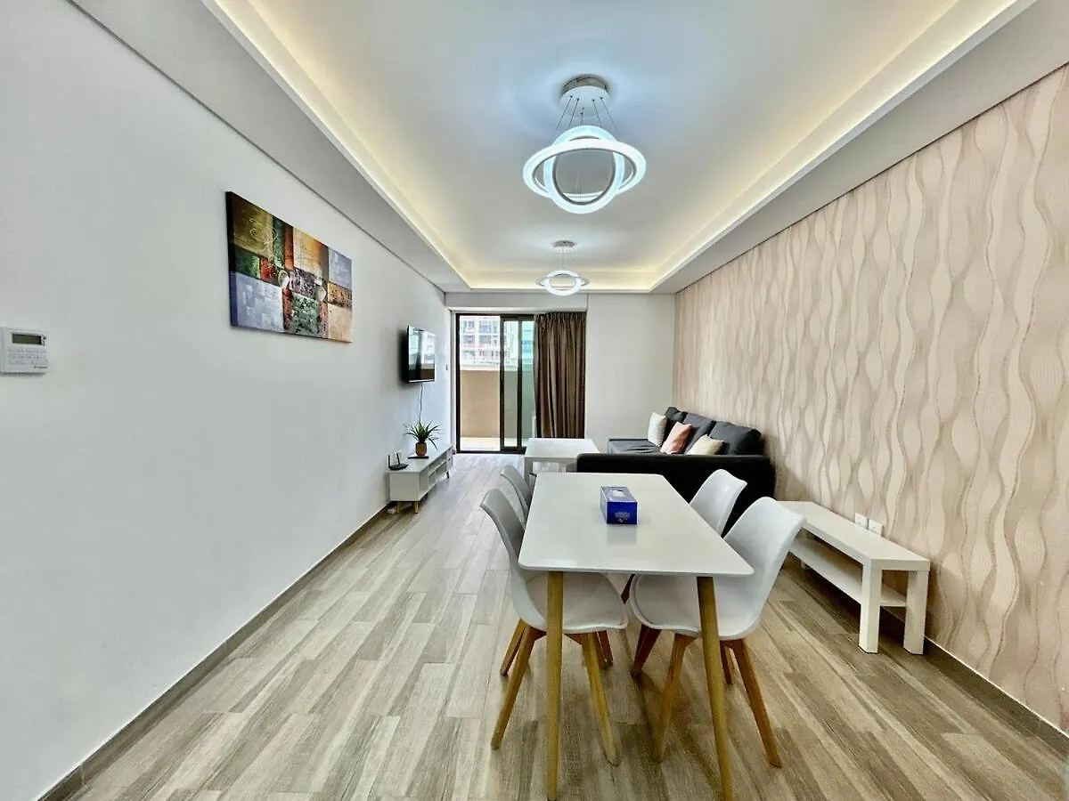 Homes2Retreat - Serene 2Br Getaway With Stunning Views Dubai Lägenhet
